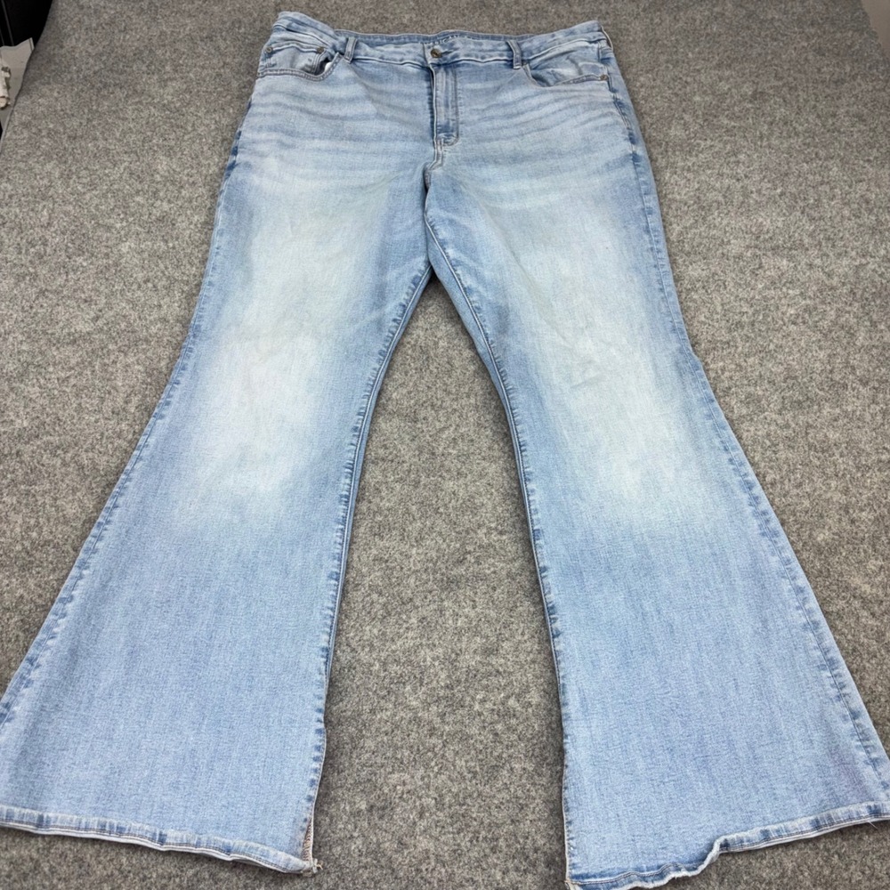 American Eagle Curvy Super High Rise Flare Jeans Womens 20 Long Light Wash 38x31